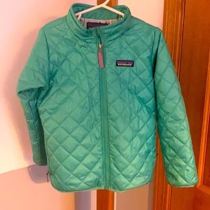 Patagonia Girls Nano Puff. 5T. Fabulous condition.